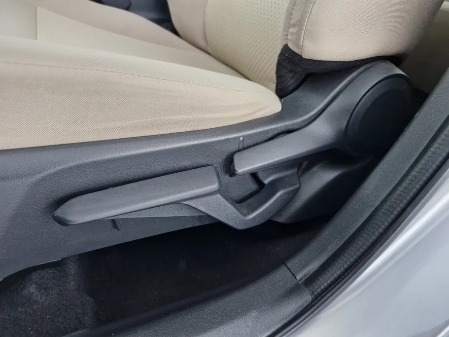 تويوتا يارس Y 2023 