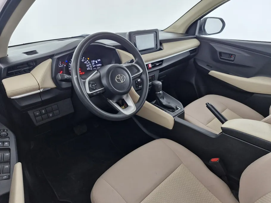 تويوتا يارس Y 2023 