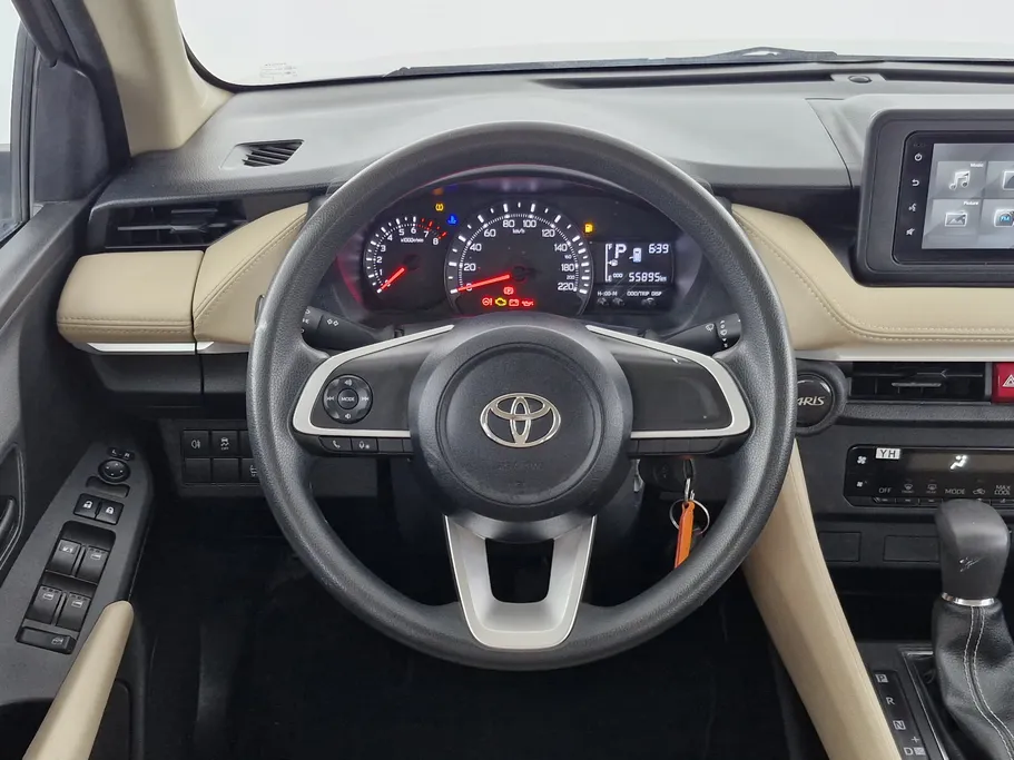 تويوتا يارس Y 2023 