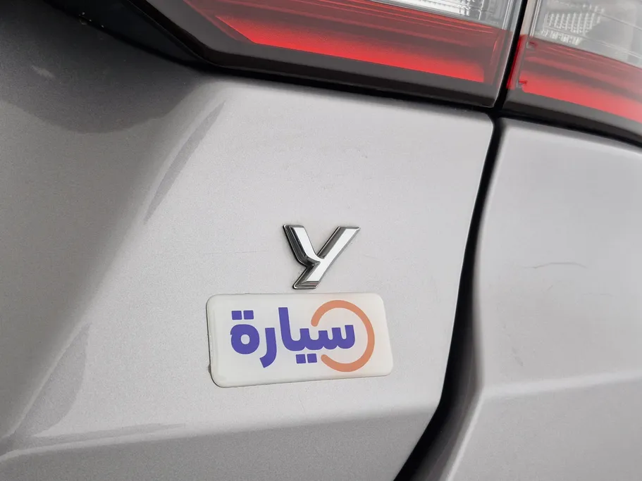 تويوتا يارس Y 2023 