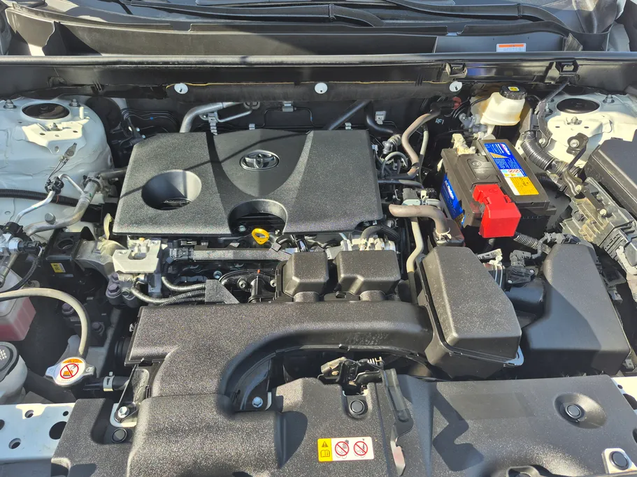 تويوتا راف فور LE 2022 