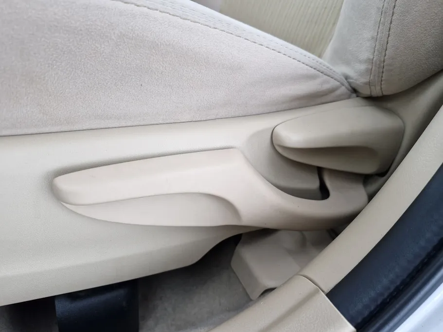 تويوتا يارس Y 2021 