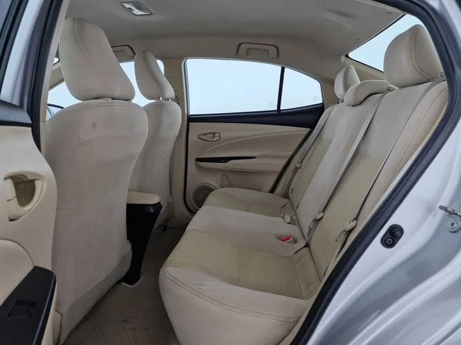 تويوتا يارس Y 2021 