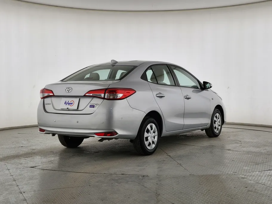 تويوتا يارس Y 2021 