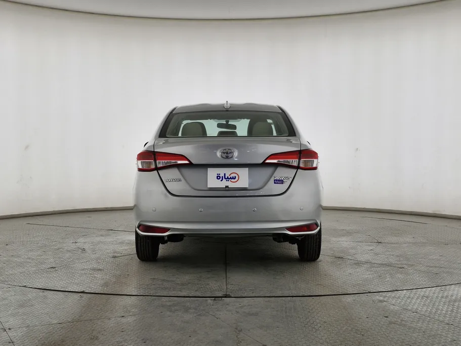 تويوتا يارس Y 2021 