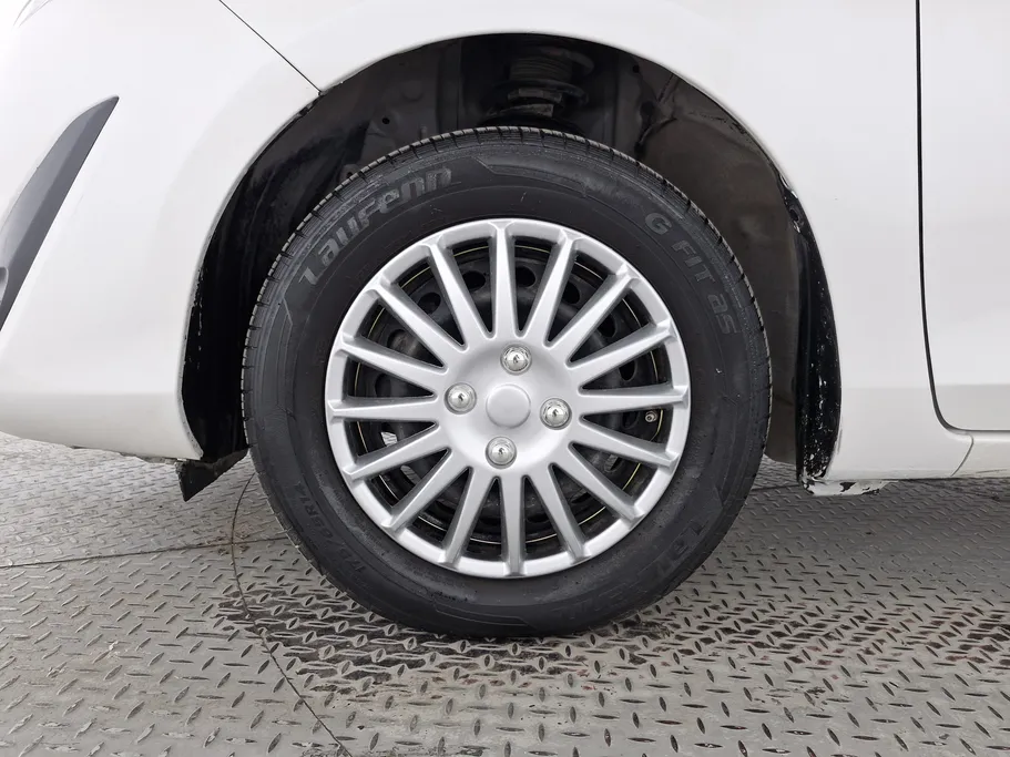 تويوتا يارس Y 2019 