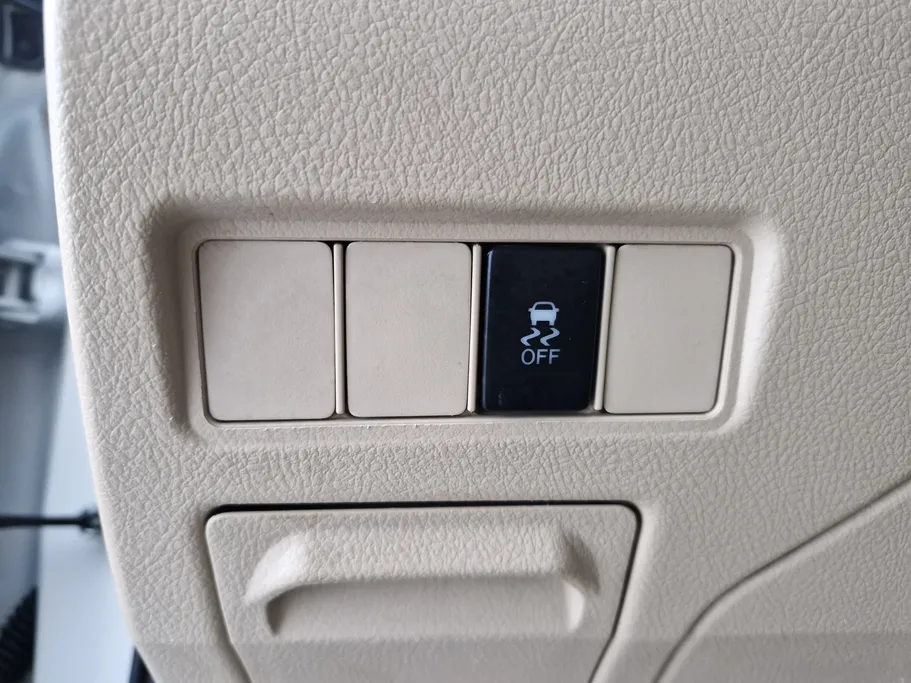 2019 Toyota Yaris  Y 