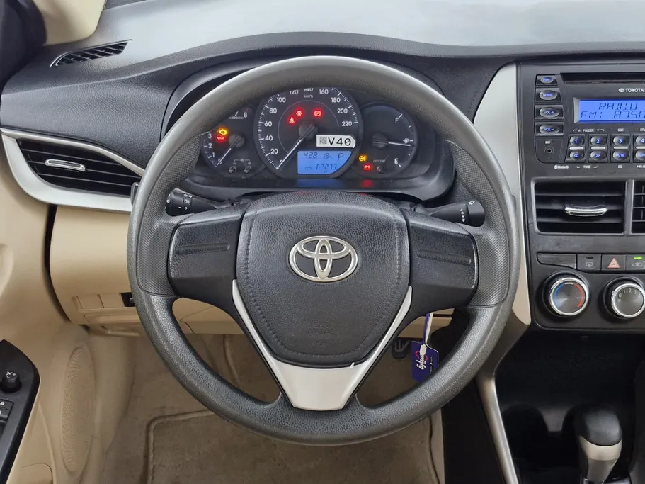 2019 Toyota Yaris  Y 