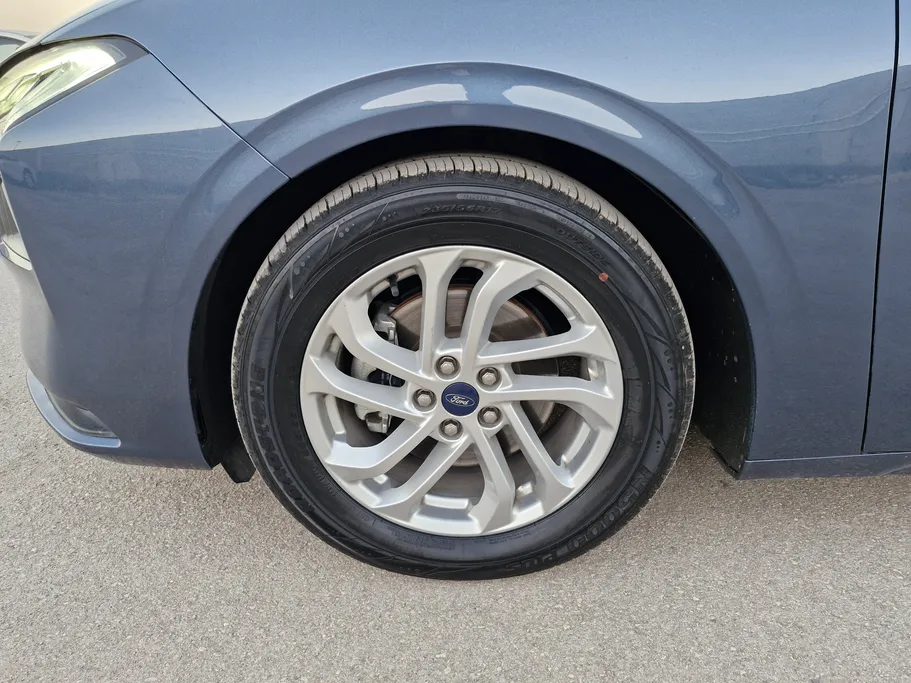 فورد تورس امبيانتي الإصدار الجديد 2023 