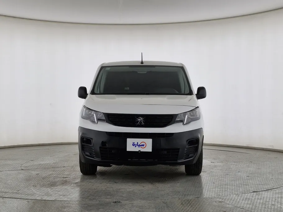 2022 Peugeot Partner Long van 