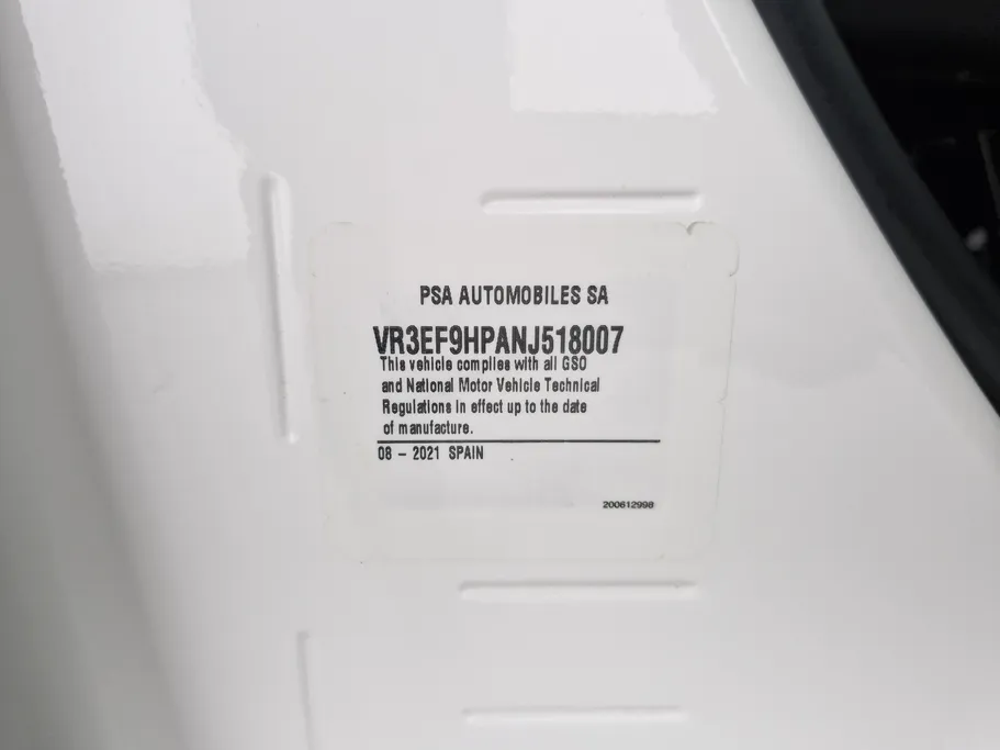 2022 Peugeot Partner Long van 