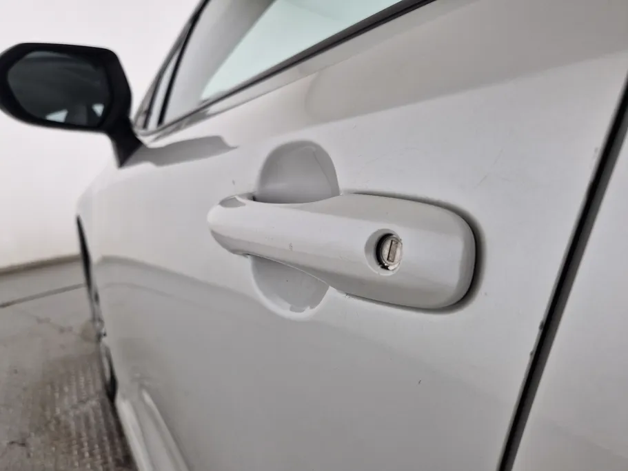 تويوتا كورولا XLI 2023 