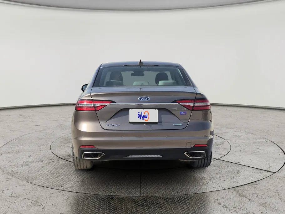 2022 Ford Taurus Ambiente 