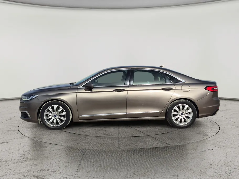 2022 Ford Taurus Ambiente 