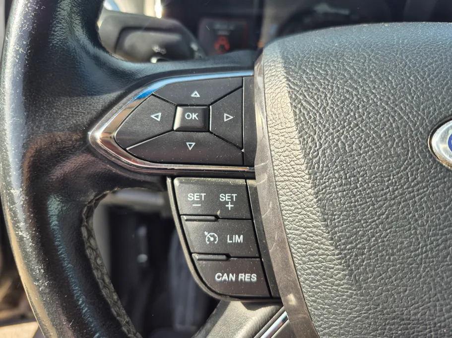 2022 Ford Taurus Ambiente 