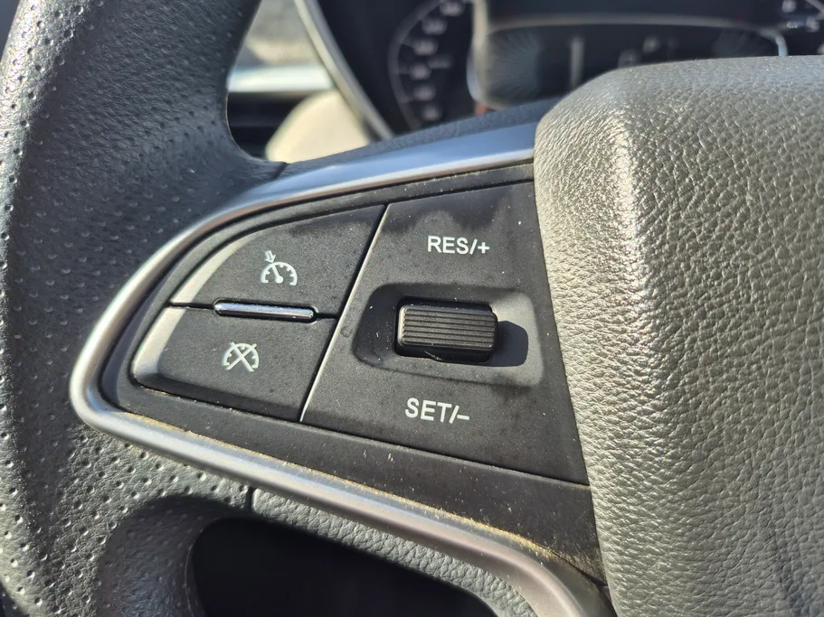 2023 Chevrolet Groove LT 