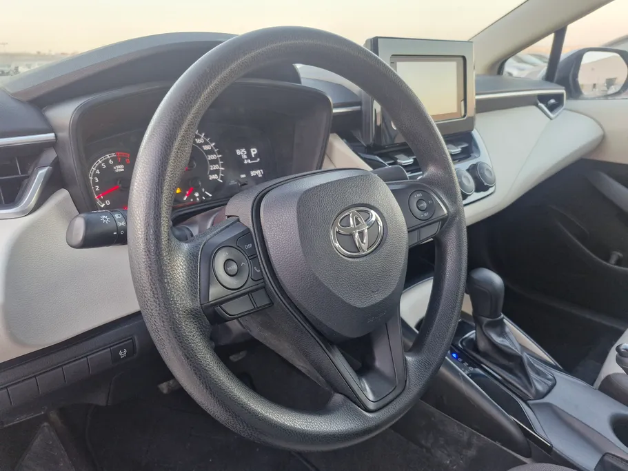 تويوتا كورولا XLI 2023 