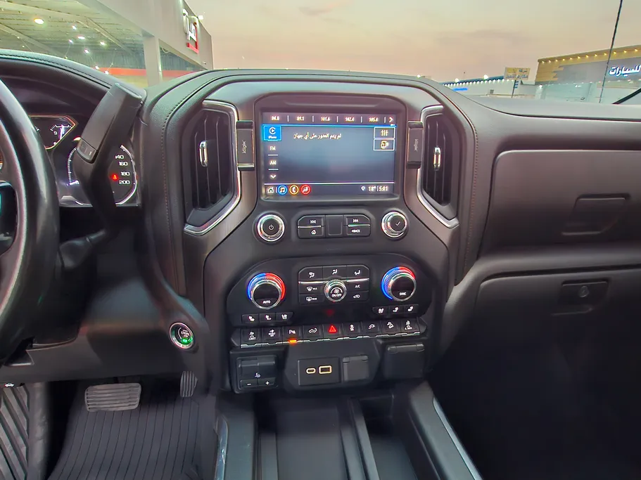 جي إم سي  سييرا AT4 2021 