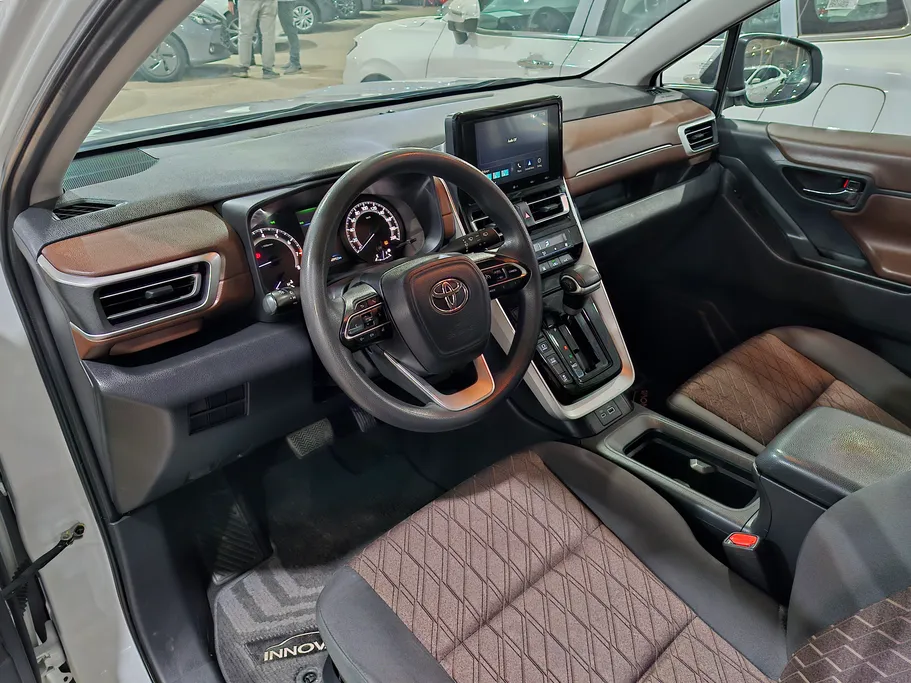 2024 Toyota Innova GL 