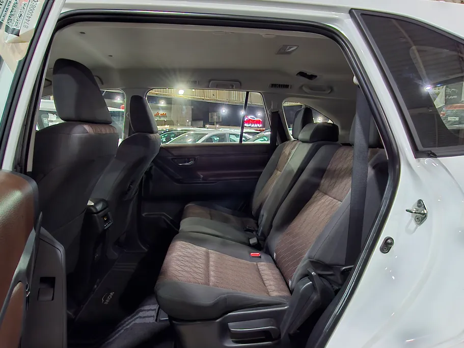 2024 Toyota Innova GL 