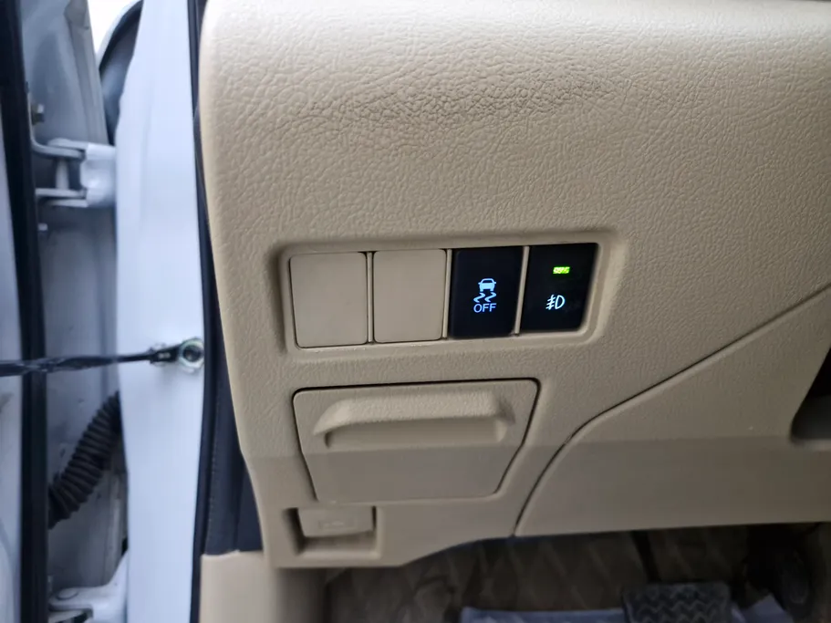 تويوتا يارس Y Plus 2022 