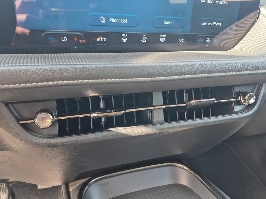 فورد تورس امبيانتي الإصدار الجديد 2023 