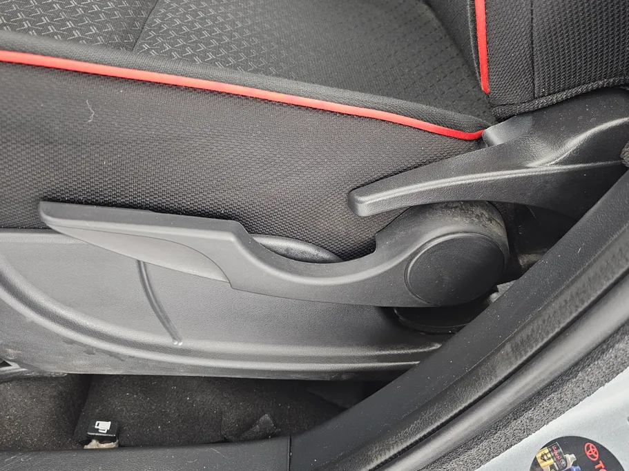 2023 Toyota Raize XLE 