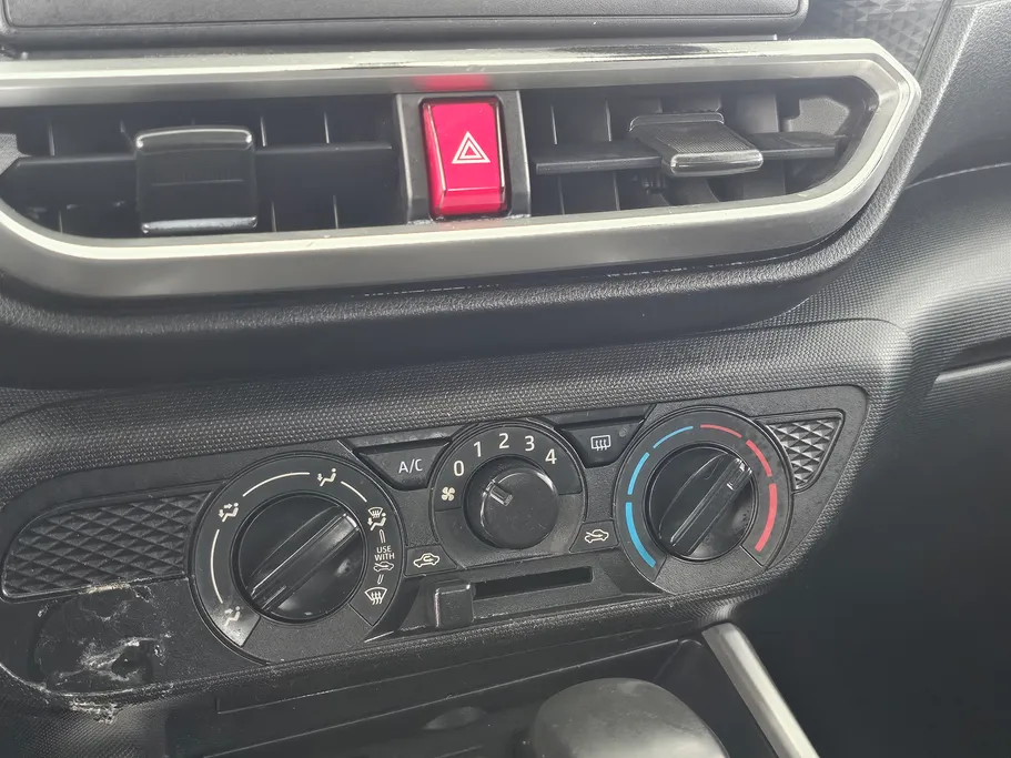 2023 Toyota Raize XLE 