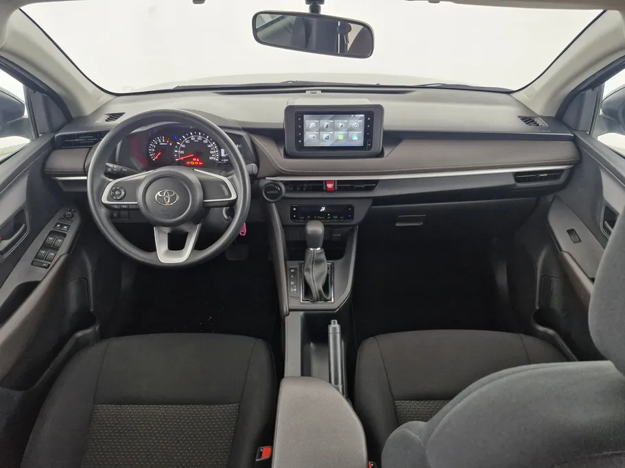 2024 Toyota Yaris  Y 