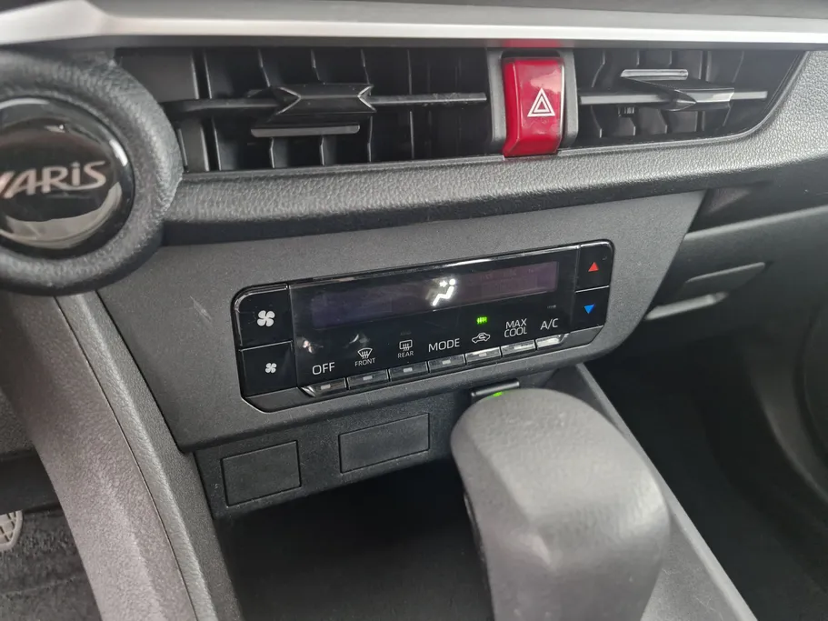 2024 Toyota Yaris  Y 