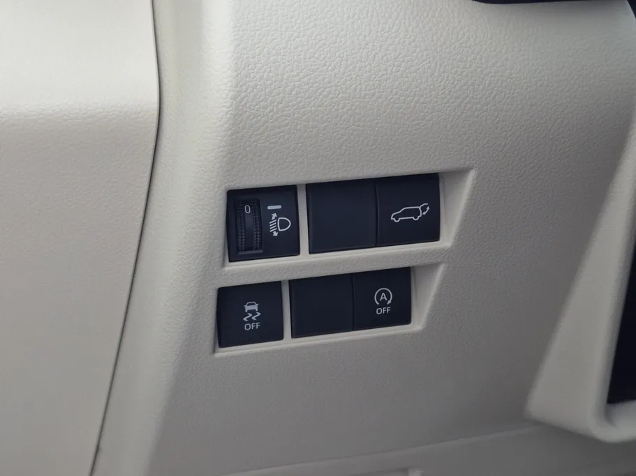 تويوتا لاندكروزر GXR3 2022 