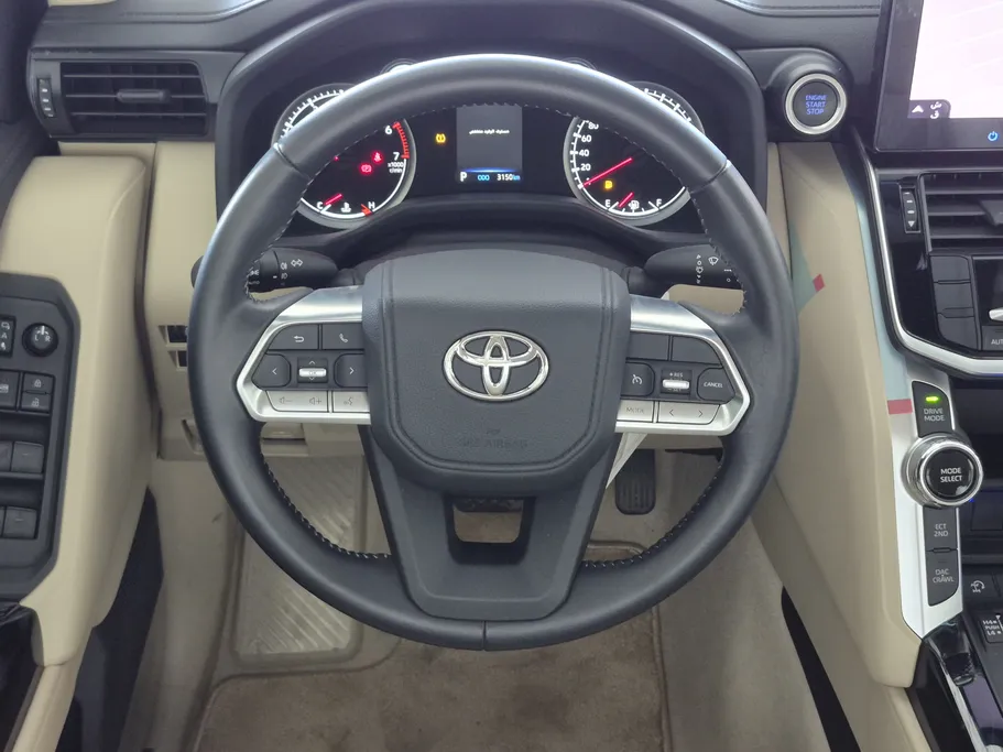 تويوتا لاندكروزر GXR3 2022 