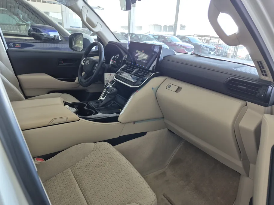 تويوتا لاندكروزر GXR3 2022 