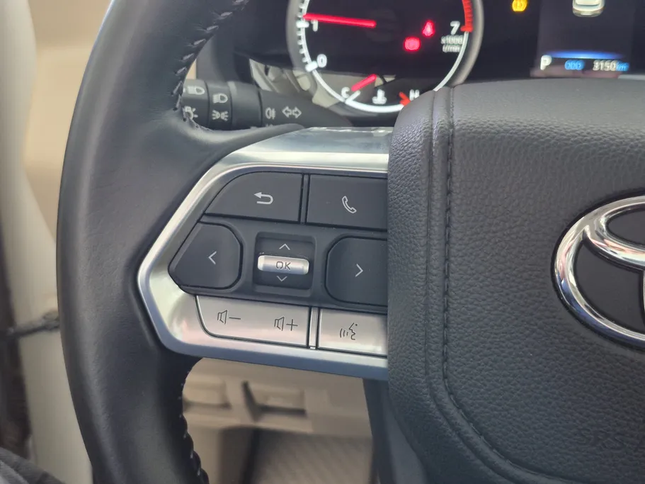 تويوتا لاندكروزر GXR3 2022 