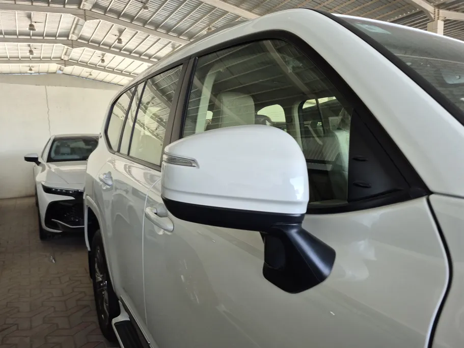 تويوتا لاندكروزر GXR3 2022 