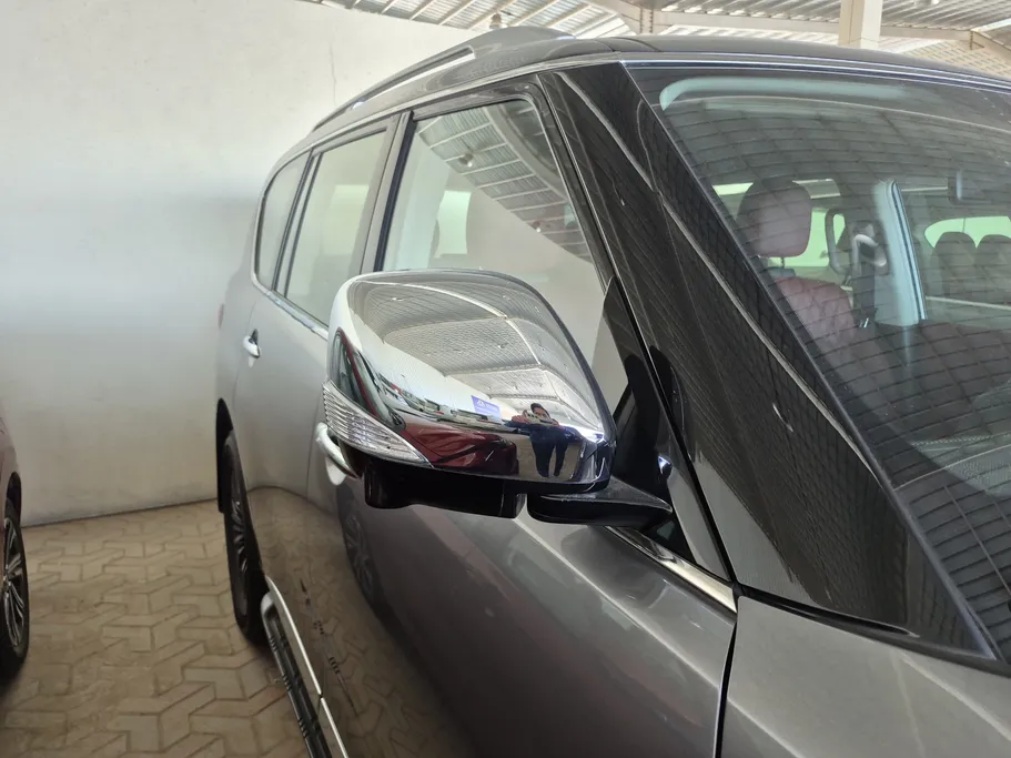 نيسان باترول SE Platinum 2024 