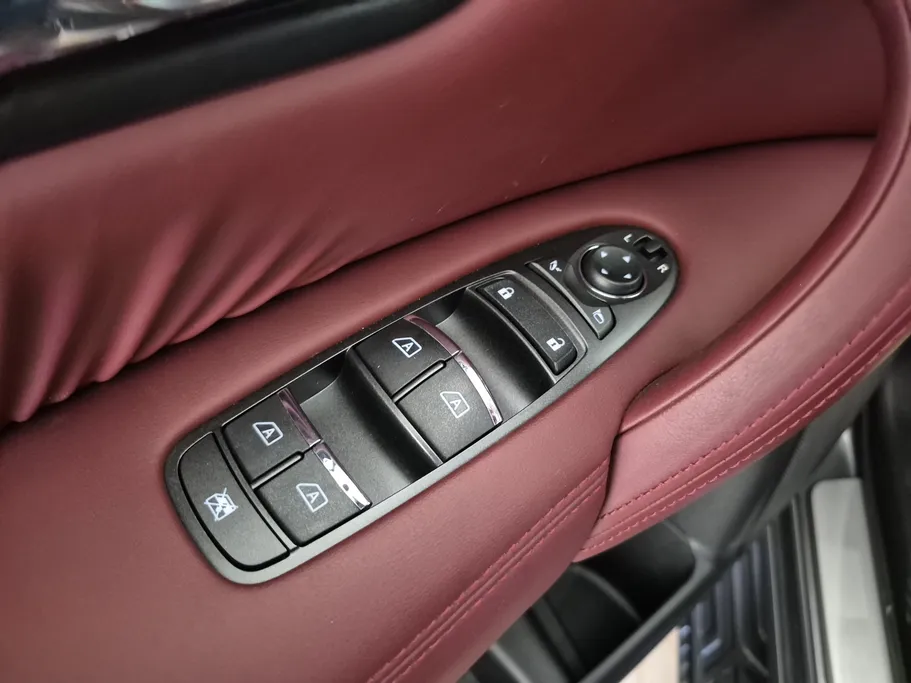 نيسان باترول SE Platinum 2024 