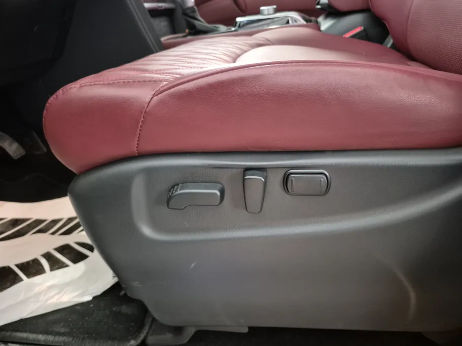 نيسان باترول SE Platinum 2024 