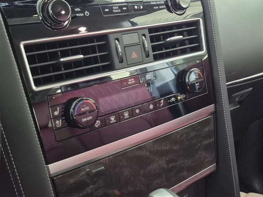 نيسان باترول SE Platinum 2024 