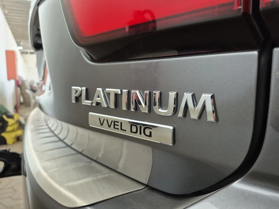 نيسان باترول SE Platinum 2024 