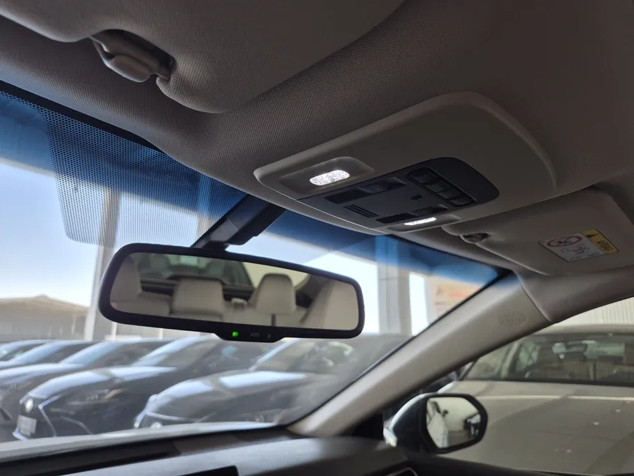 2024 Toyota Camry  GLE HEV  