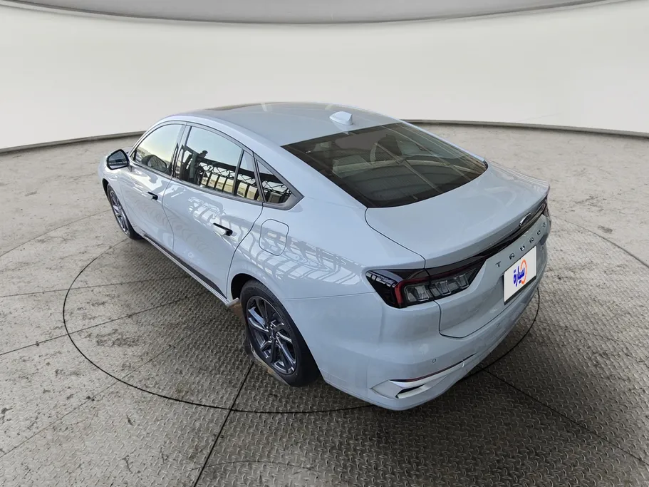 فورد تورس ترند 2025 