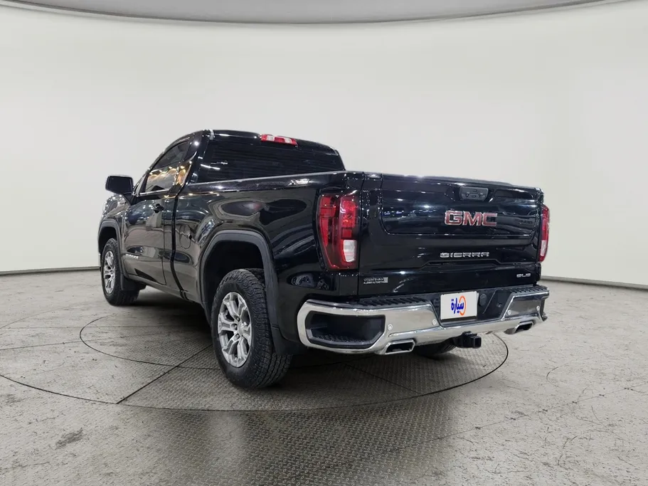 2023 GMC Sierra SLE 