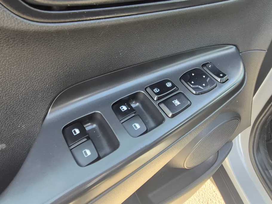 2022 Hyundai Kona SMART 