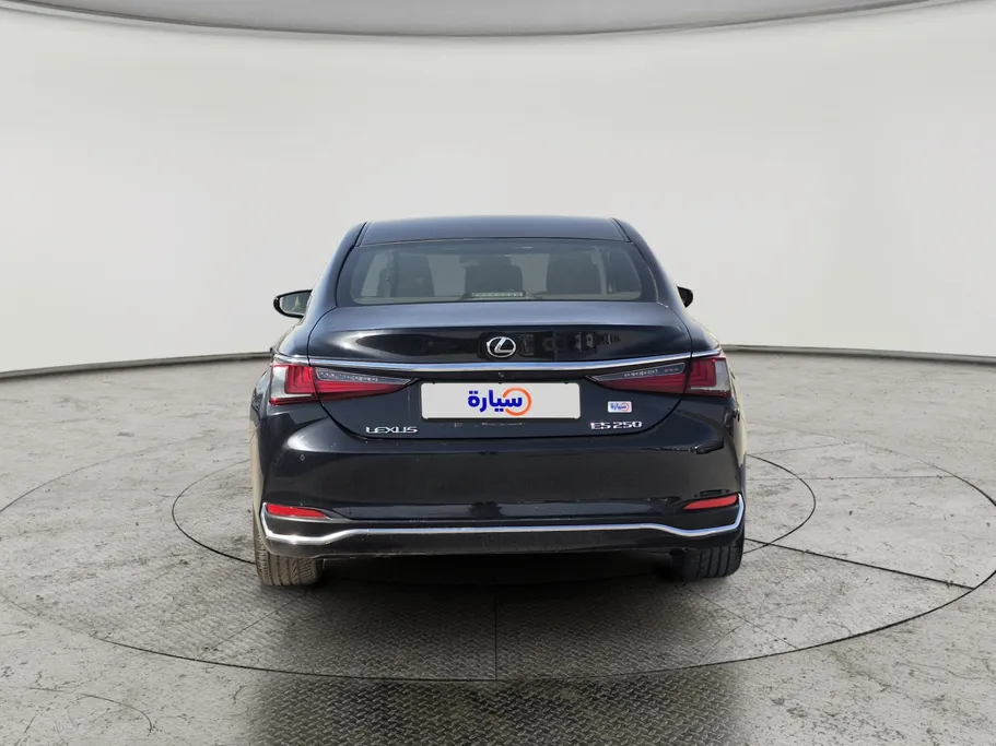 2021 Lexus ES 250 