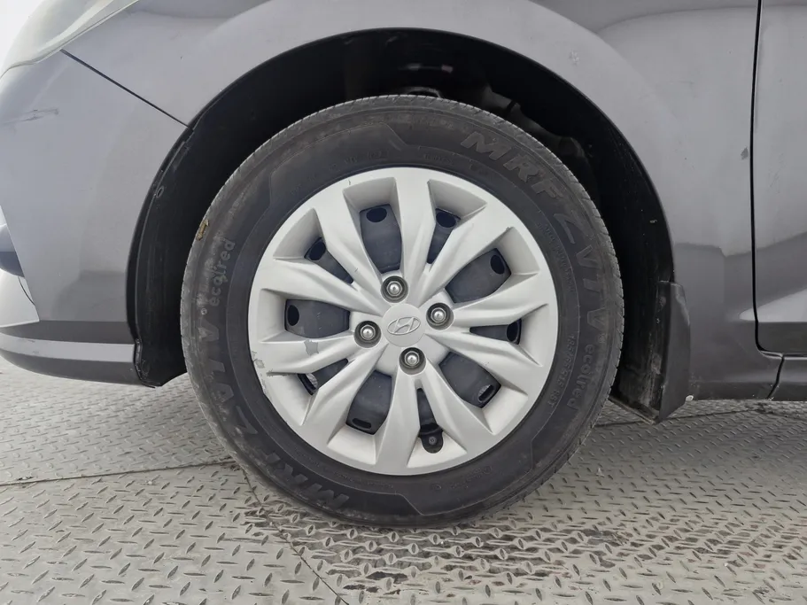 هيونداي اكسنت سمارت 2021 