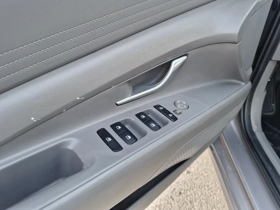 2022 Hyundai Elantra Fleet 