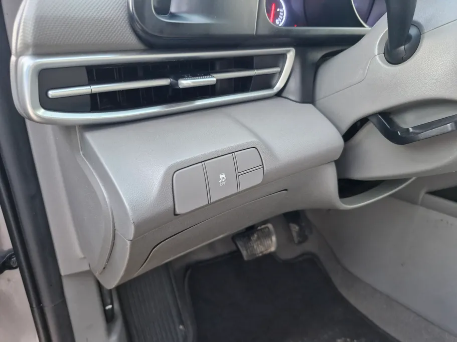 2022 Hyundai Elantra Fleet 