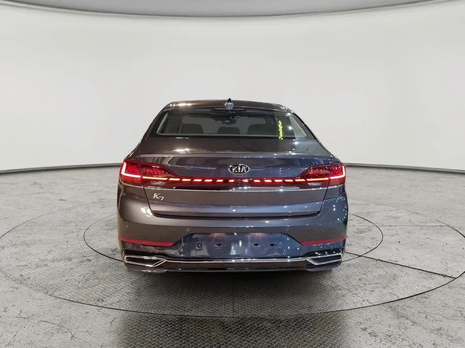 2020 Kia K7  