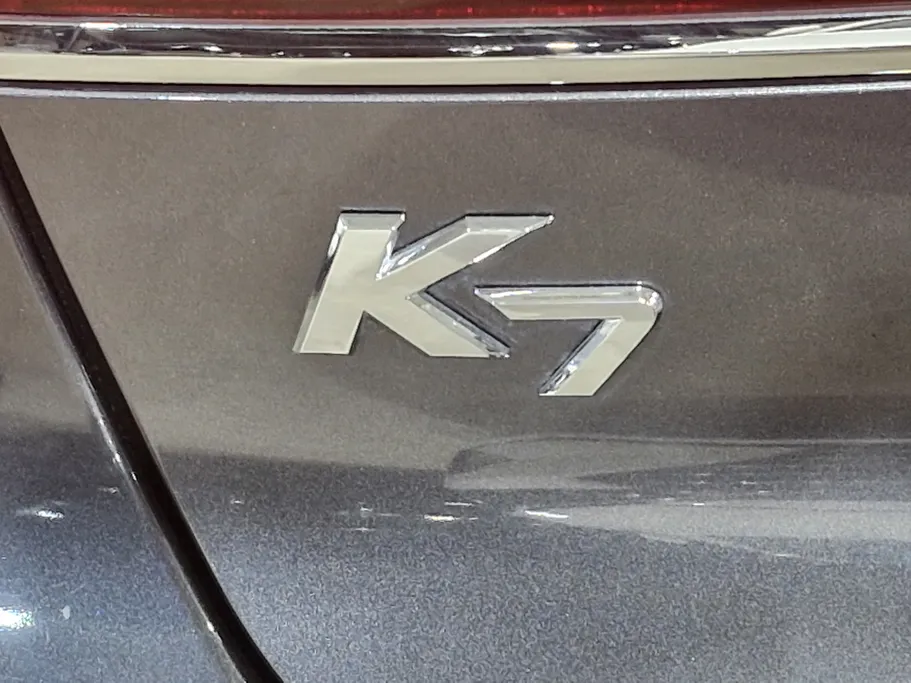 2020 Kia K7  